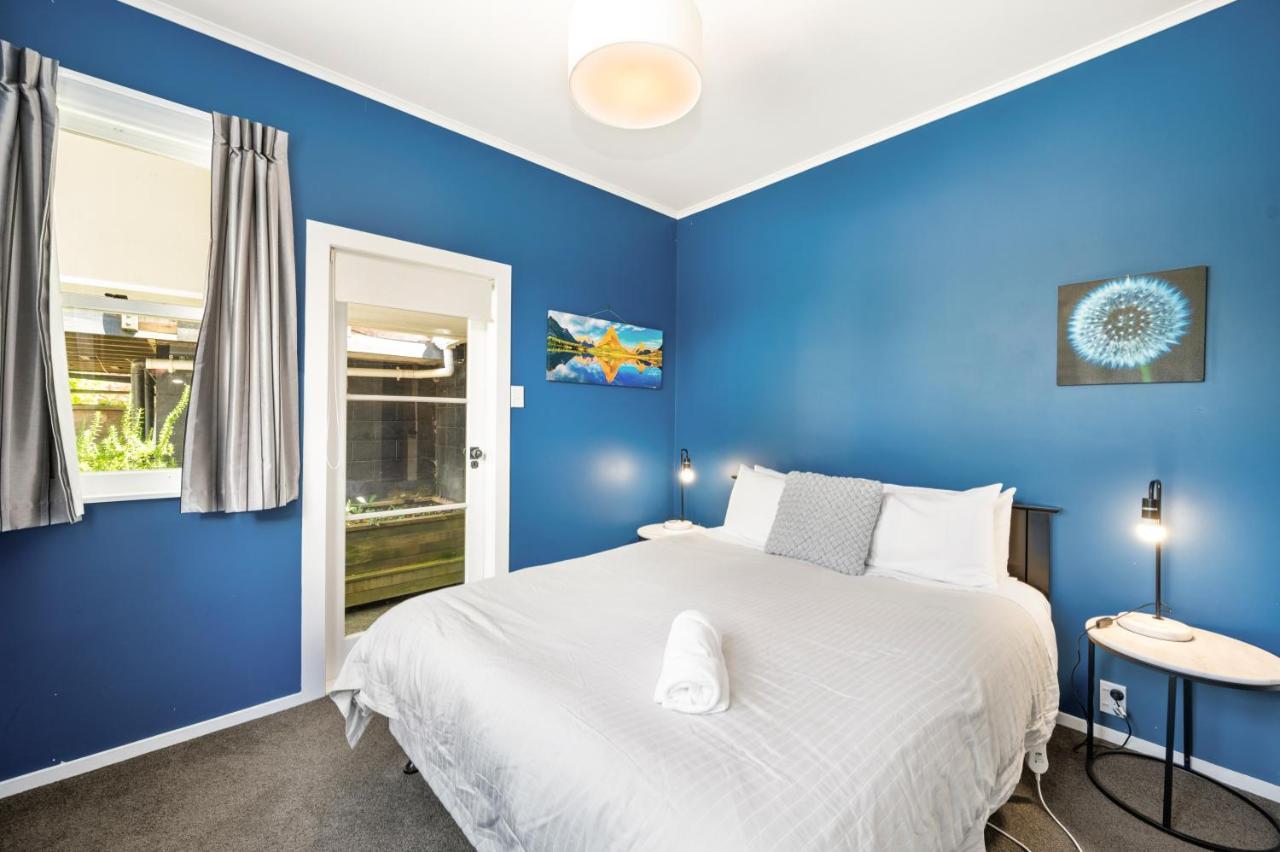 Springfield Rise Lodge - Rotorua Holiday Home Екстериор снимка