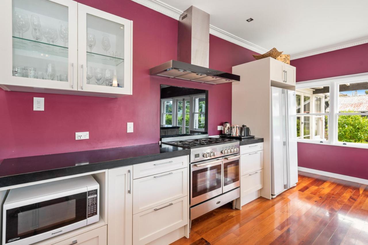 Springfield Rise Lodge - Rotorua Holiday Home Екстериор снимка
